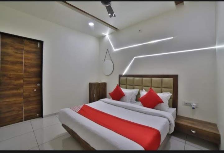 Hotel Kailash Virpur Esterno foto