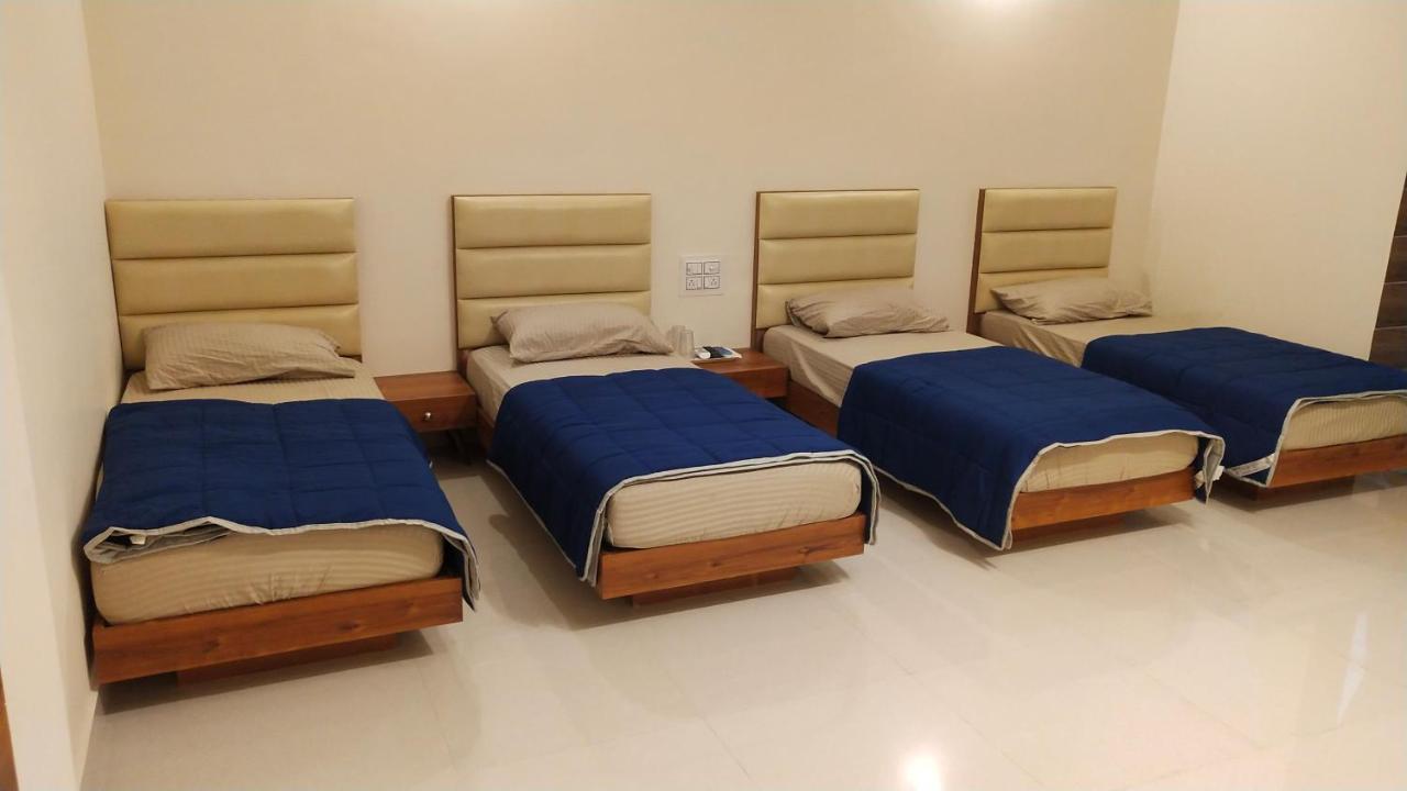 Hotel Kailash Virpur Esterno foto