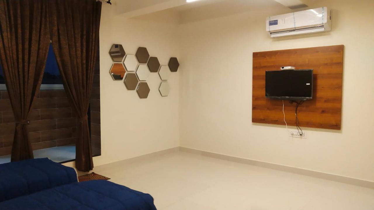 Hotel Kailash Virpur Esterno foto